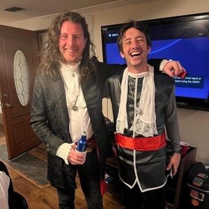 Meet your Posher, Johnny